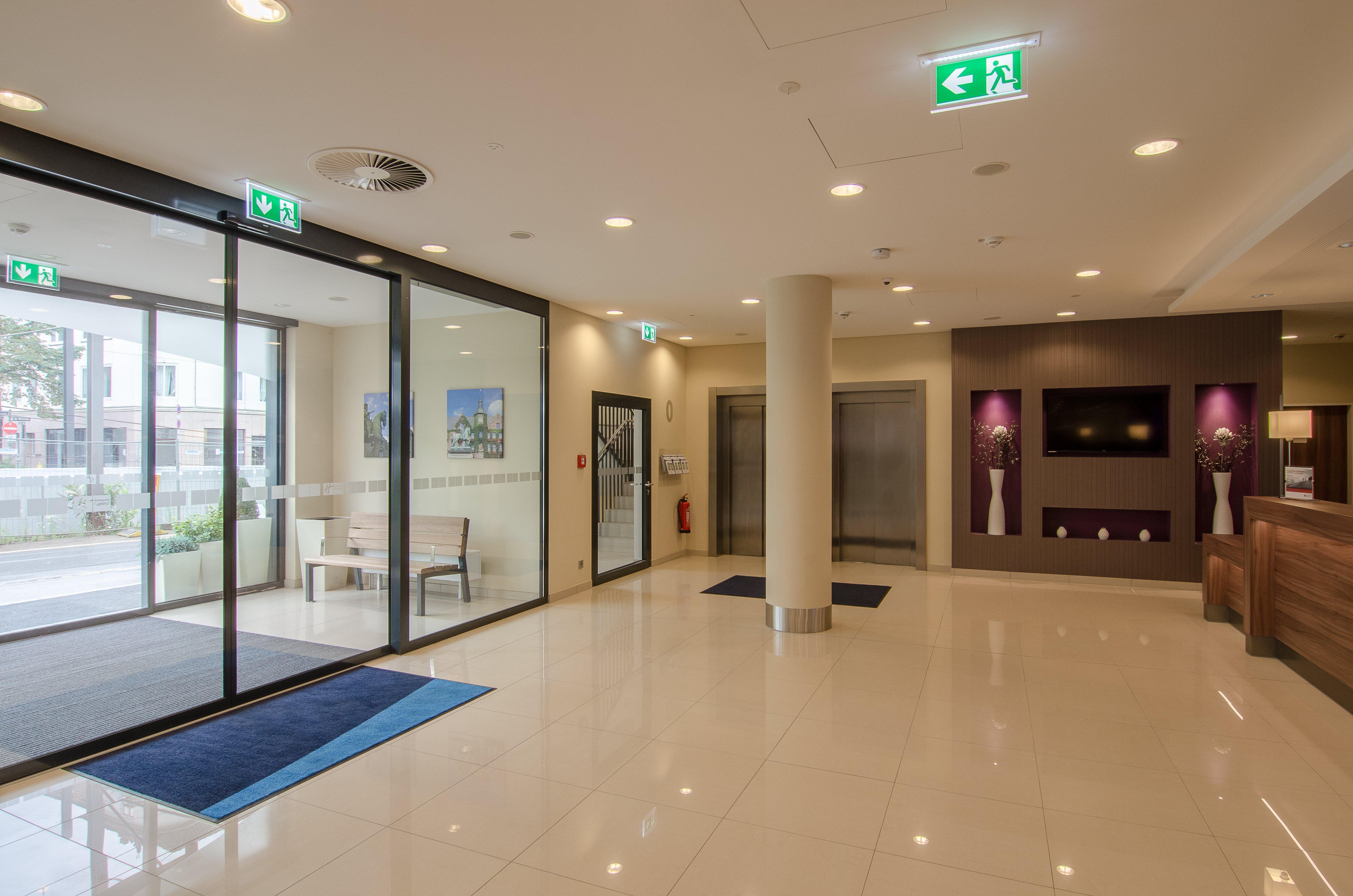 Holiday Inn Express Dusseldorf City — Fotos 1